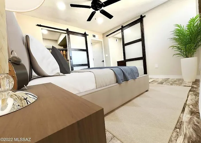 The Saguaro Sanctuary Free Heated Pool 5Bd 3Ba Pool Table Grill 6 Tvs Ac Cotton Bedding * Tucson