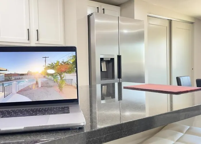 The Saguaro Sanctuary Free Heated Pool 5Bd 3Ba Pool Table Grill 6 Tvs Ac Cotton Bedding Tucson
