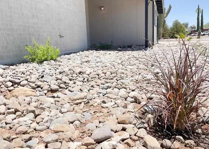 Holiday home The Saguaro Sanctuary Free Heated Pool 5Bd 3Ba Pool Table Grill 6 Tvs Ac Cotton Bedding *