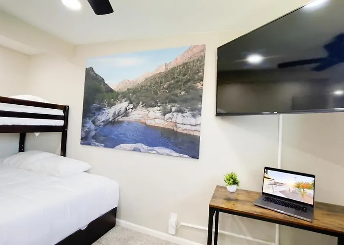 The Saguaro Sanctuary Free Heated Pool 5Bd 3Ba Pool Table Grill 6 Tvs Ac Cotton Bedding * Tucson