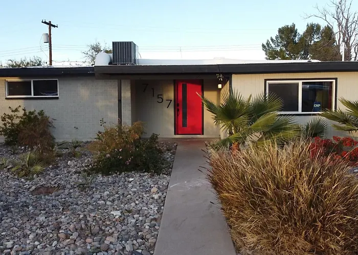 Holiday home The Saguaro Sanctuary Free Heated Pool 5Bd 3Ba Pool Table Grill 6 Tvs Ac Cotton Bedding