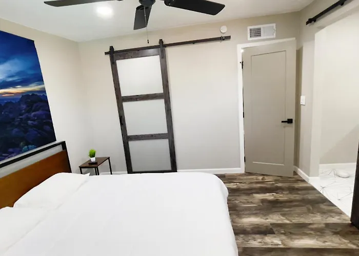 The Saguaro Sanctuary Free Heated Pool 5Bd 3Ba Pool Table Grill 6 Tvs Ac Cotton Bedding Holiday home