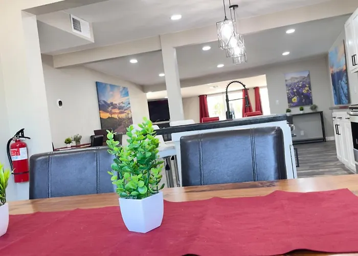 The Saguaro Sanctuary Free Heated Pool 5Bd 3Ba Pool Table Grill 6 Tvs Ac Cotton Bedding * Tucson