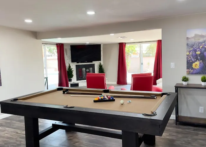 The Saguaro Sanctuary Free Heated Pool 5Bd 3Ba Pool Table Grill 6 Tvs Ac Cotton Bedding *
